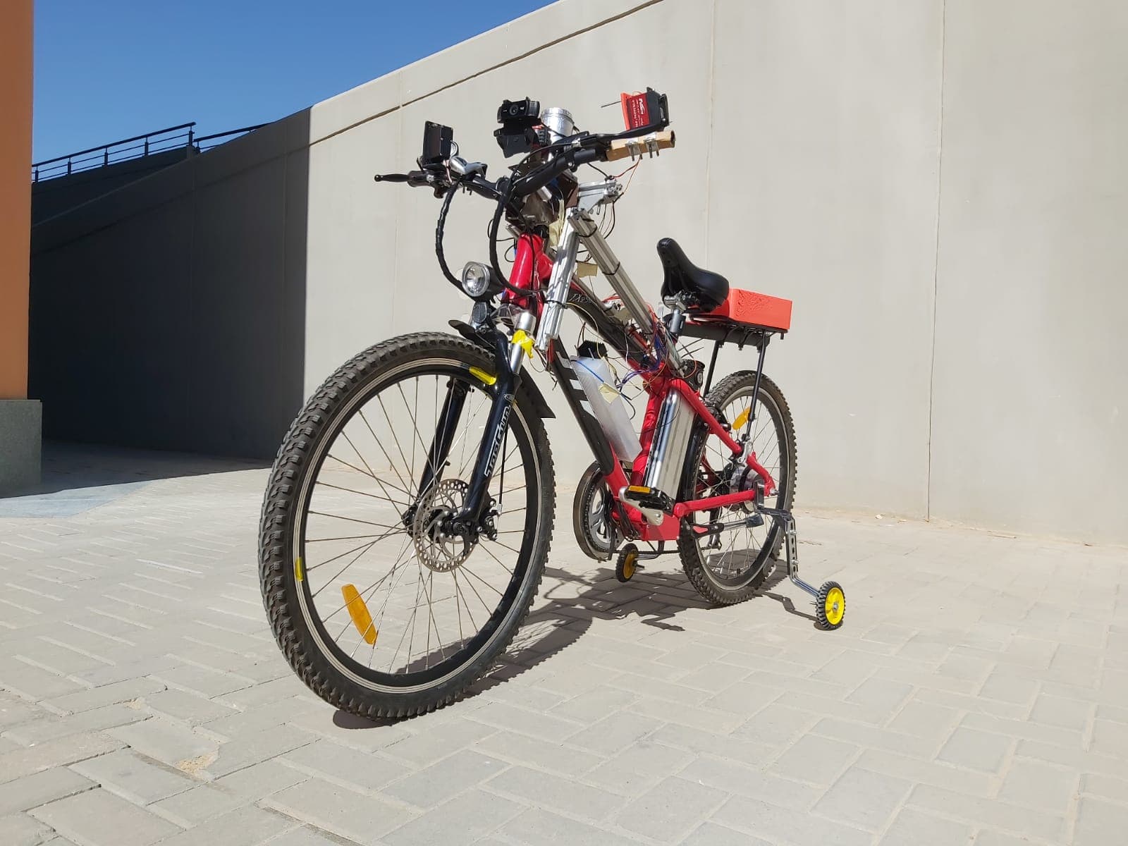 Smart Bike B2X Communication System preview
